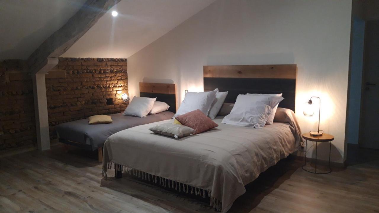 Les Chambres De Lili Saint-Loup  Buitenkant foto