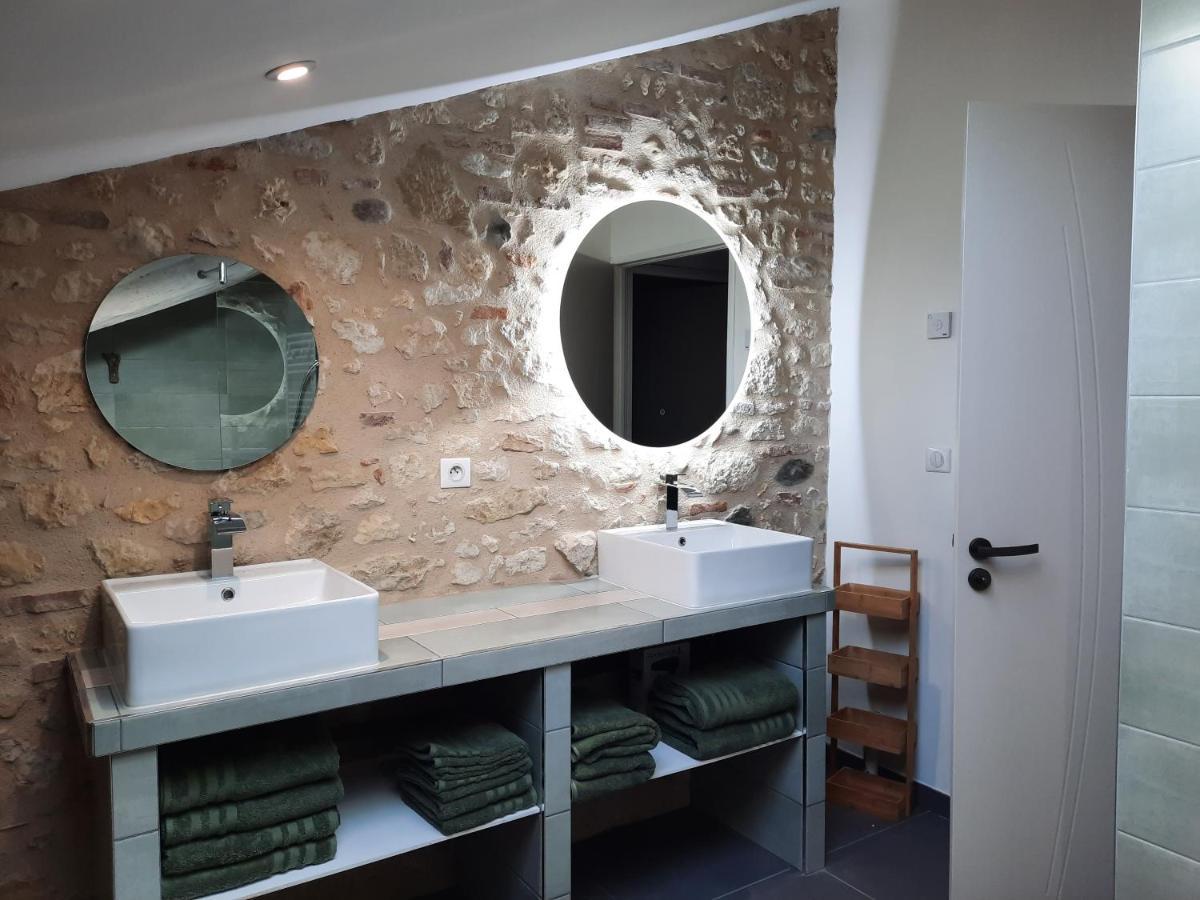 Les Chambres De Lili Saint-Loup  Buitenkant foto
